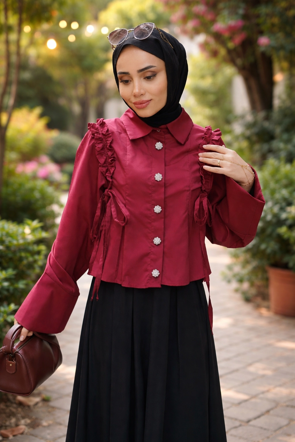 Omuz%20Büzgülü%20Düğme%20Detaylı%20Gömlek-Bordo