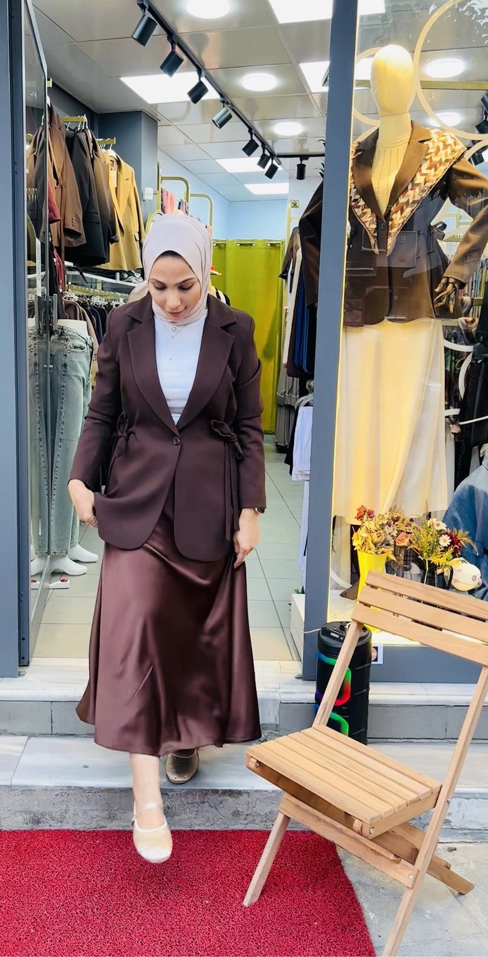 Yandan%20Bağcık%20Detaylı%20Blazer%20Ceket%20Kahve